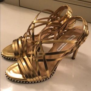 DVF  size 7 gold heels